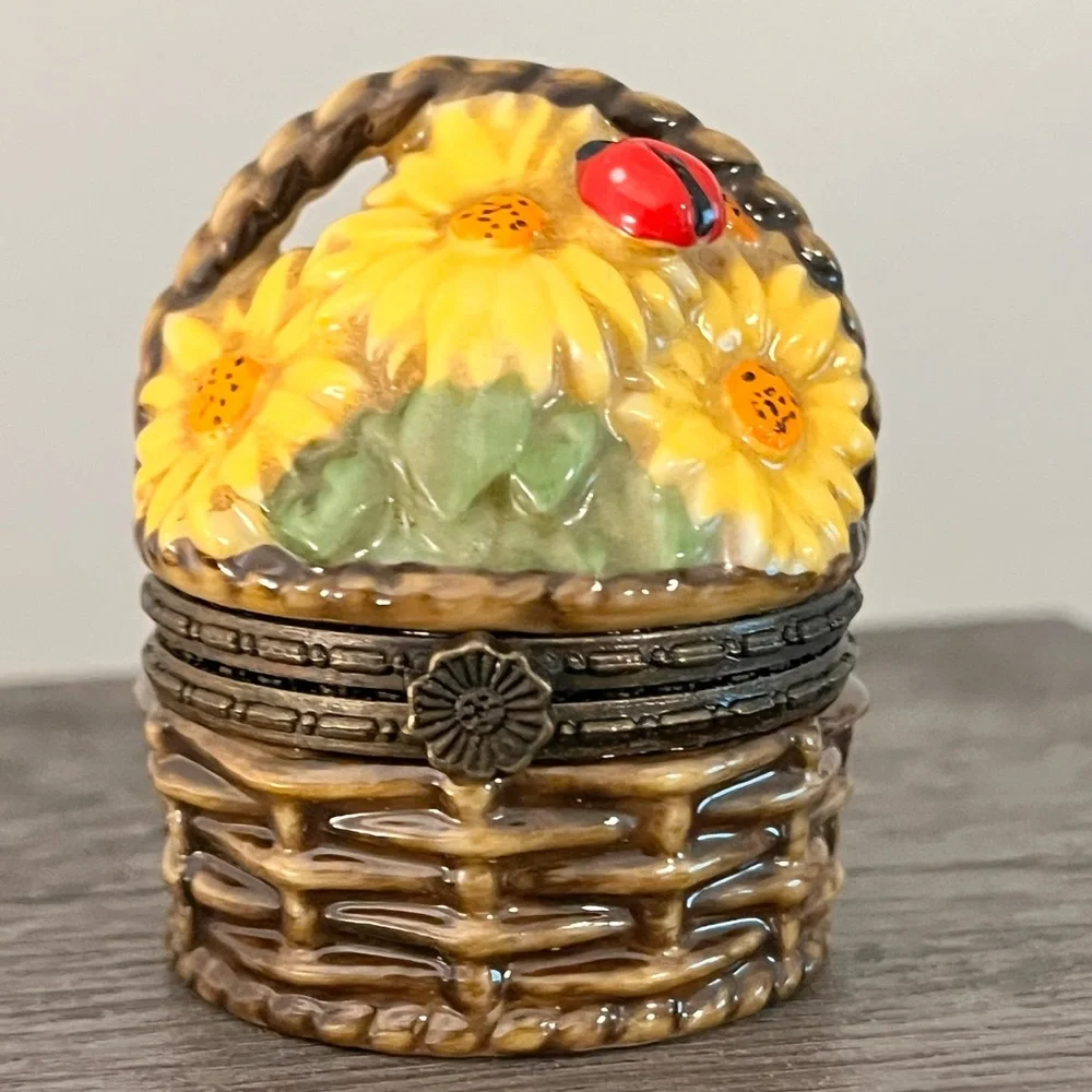 National Home Gardening Club Collection Trinket Box Sunflower Basket & Seeds